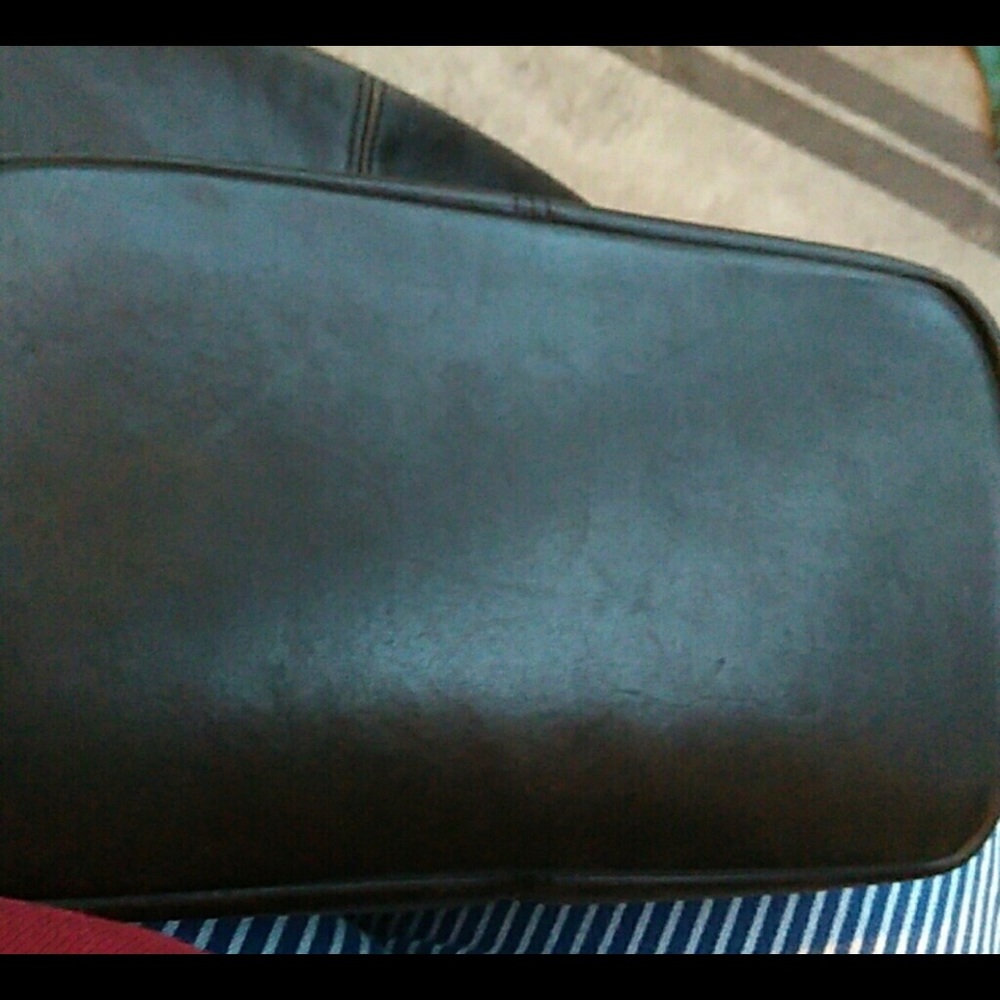 Vintage Coach Bucket Purse - Picture 4 of 5